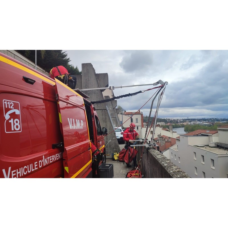 , Jeux de plaques de pont / terrasse / acrotère pour potence et tripodes NiV'R®, NIVR, Croque Montagne